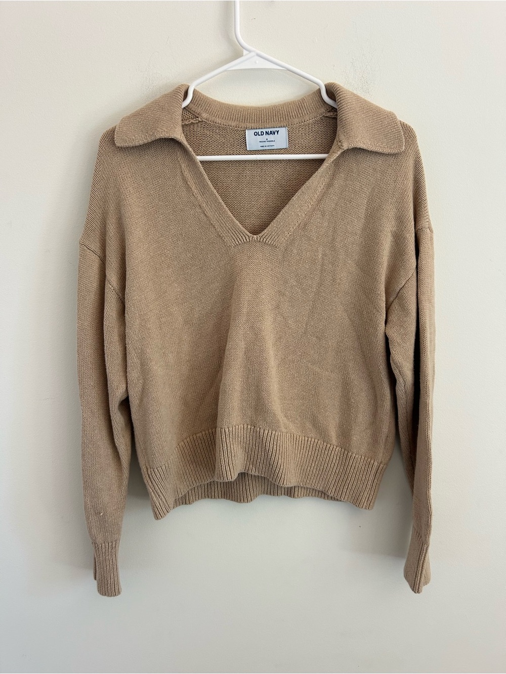 Old Navy Women's Beige/Tan V-Neck Collared Sweater